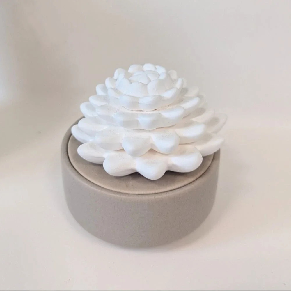Ceramic Essential Oil Diffuser: White & Cream Boho Non-Toxic Natural Fragrance